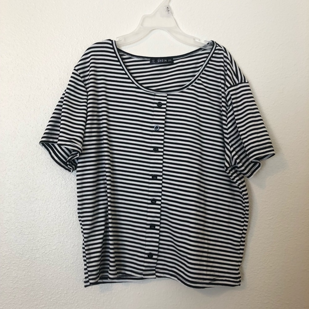 Black and white striped fitted crop top